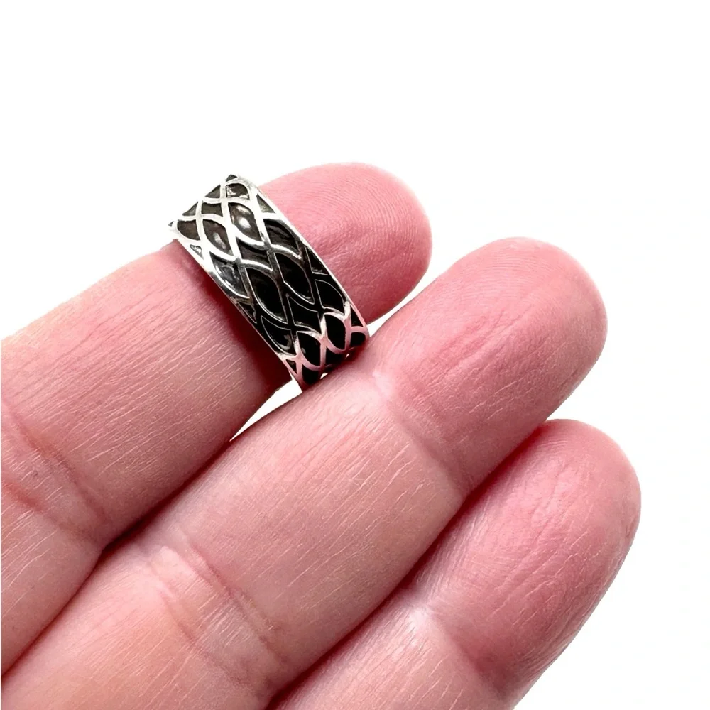 Taxco Vintage Sterling Silver and Black Geometric Wide Band Ring Size 6 1/4